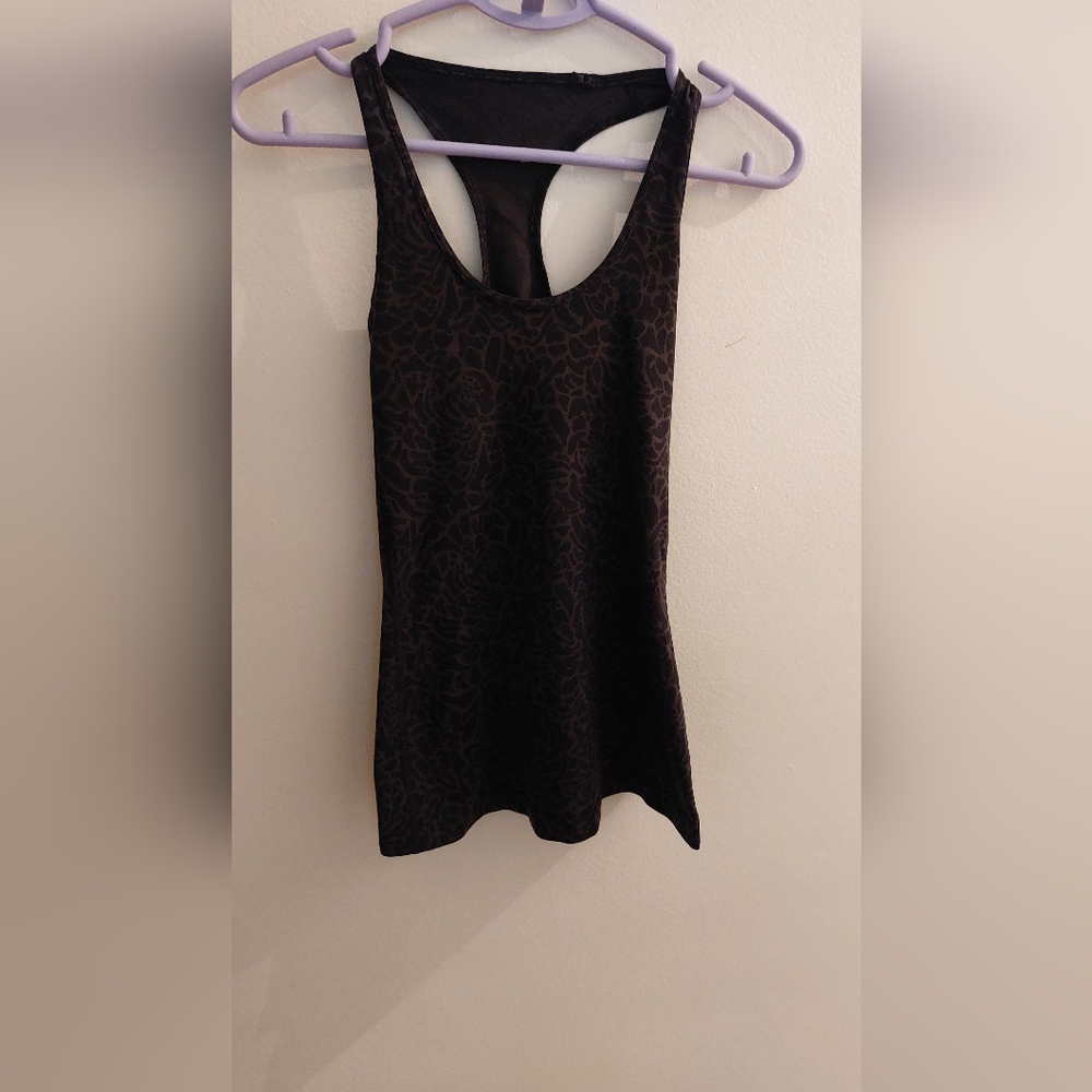 LULULEMON Top-Activewear for women